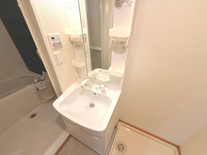 物件内観写真12　(洗面)