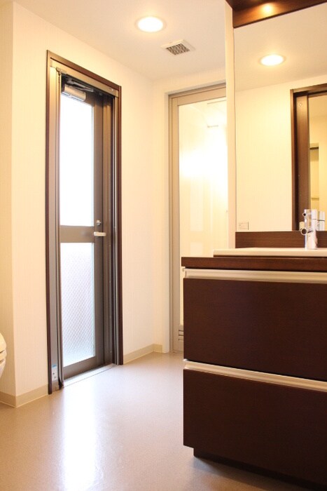 物件内観写真10　(内観写真)