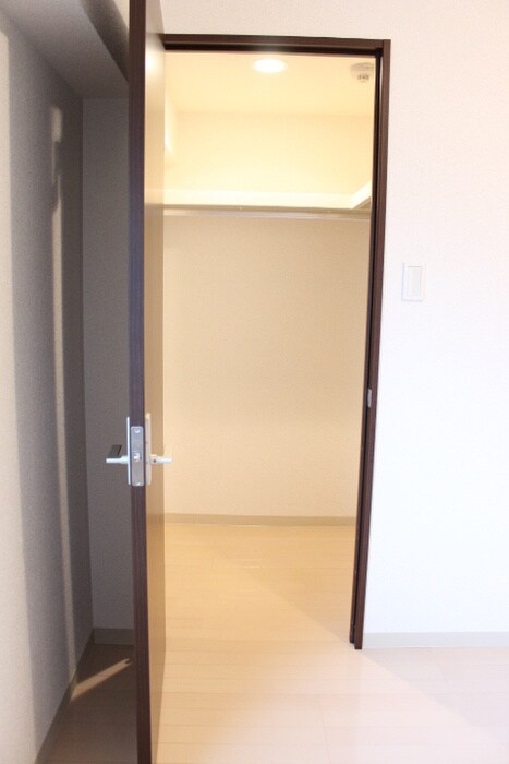 物件内観写真21　(収納)