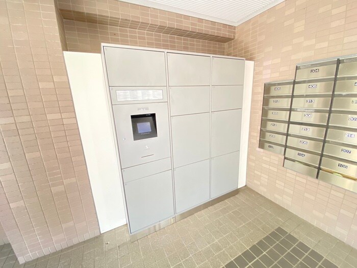 物件外観写真4　(建物設備)