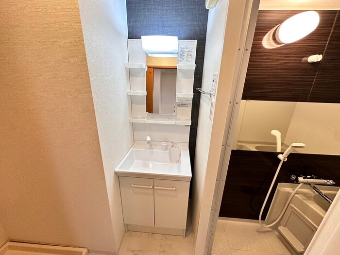 物件内観写真10　(洗面)