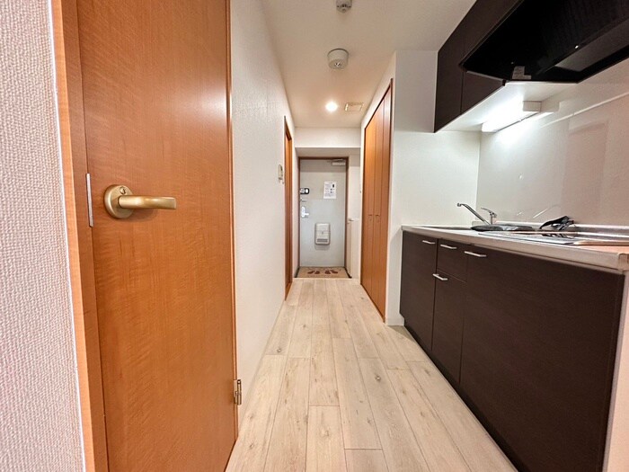 物件内観写真15　(廊下)