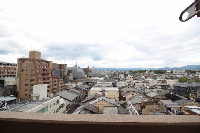 物件内観写真22　(室内からの展望)