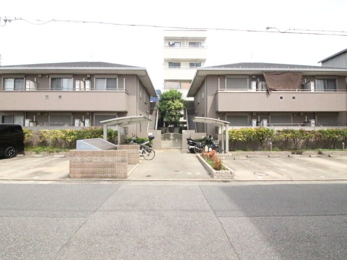 物件外観写真2　(外観写真)