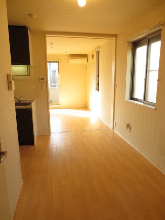 物件内観写真10　(居室)