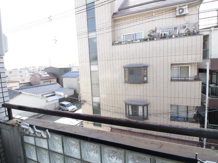 物件内観写真20　(室内からの展望)