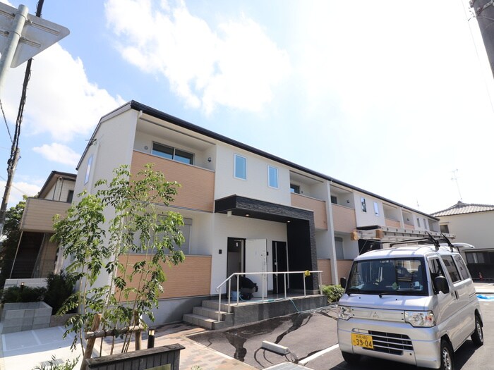 物件外観写真2　(外観写真)