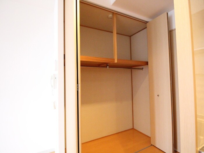 物件内観写真15　(収納)