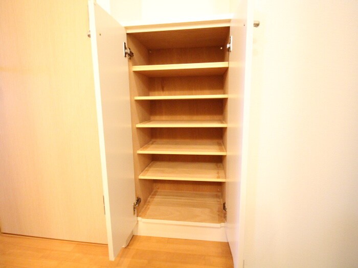 物件内観写真20　(靴箱)