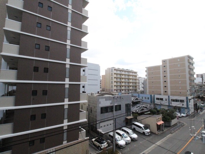 物件内観写真22　(室内からの展望)