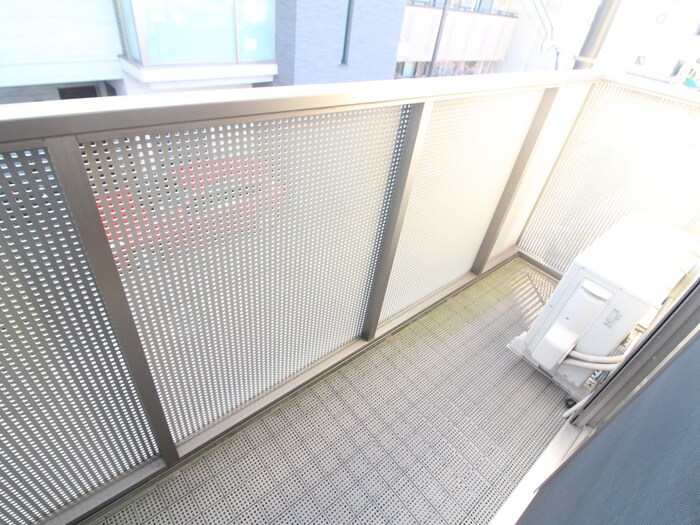 物件内観写真16　(ベランダ・バルコニー)