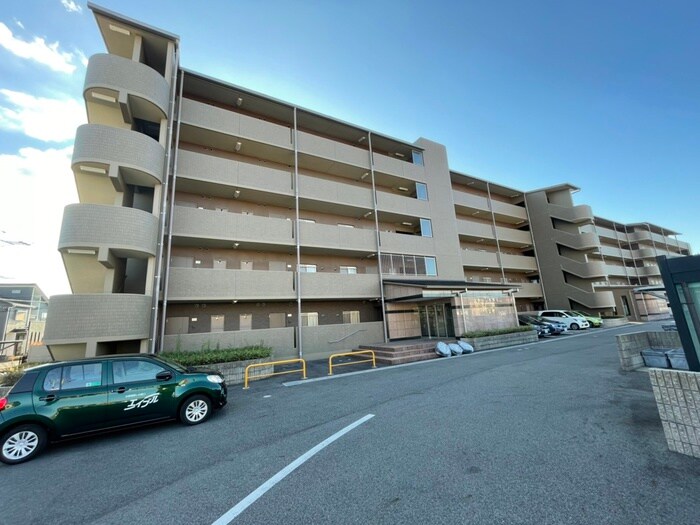 物件外観写真6　(外観写真)