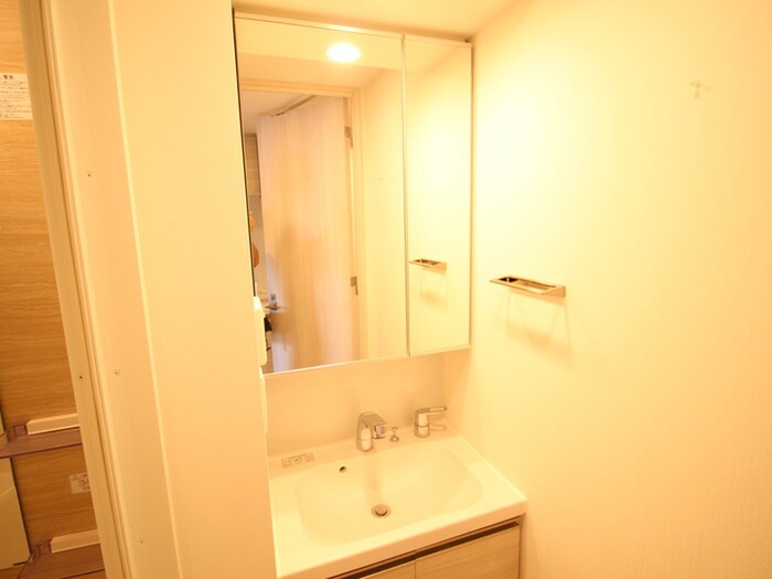 物件内観写真8　(洗面)