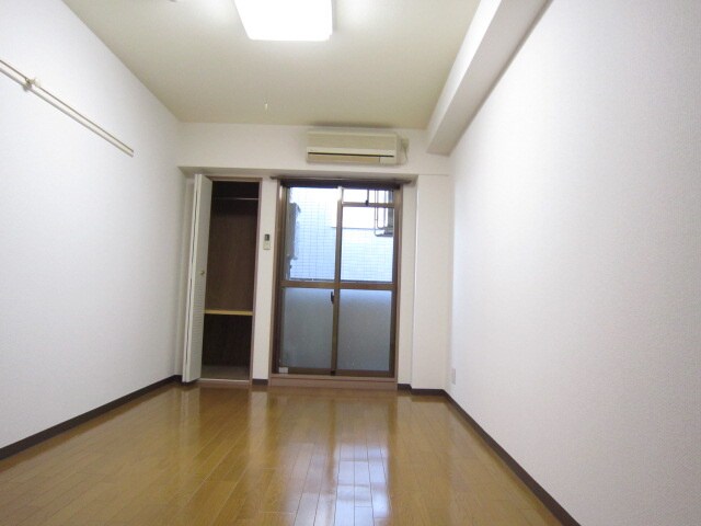 物件内観写真14　(居室)