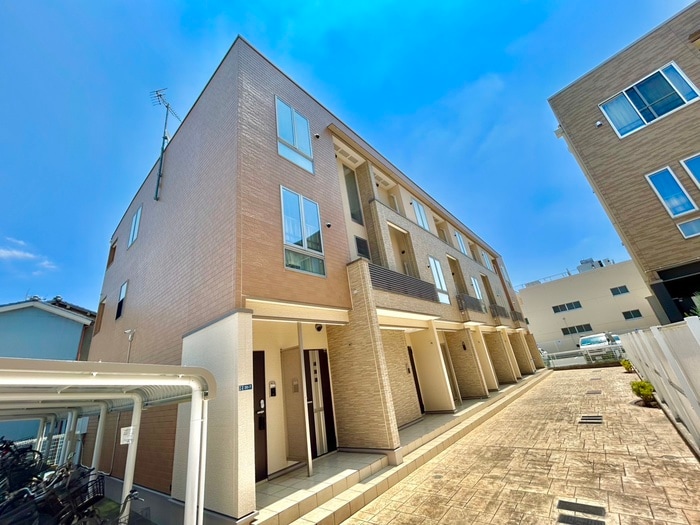 物件外観写真2　(外観写真)