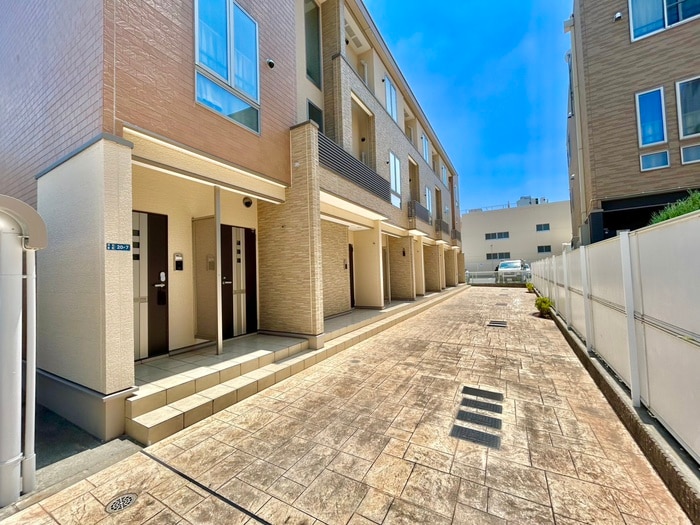 物件外観写真3　(外観写真)