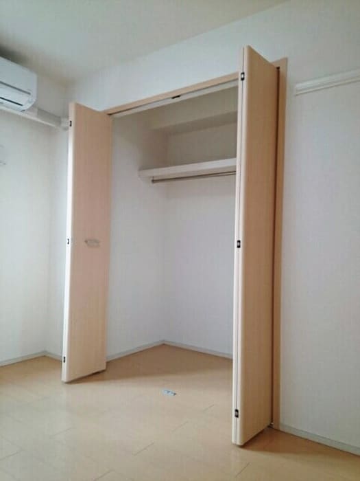 物件内観写真11　(収納)
