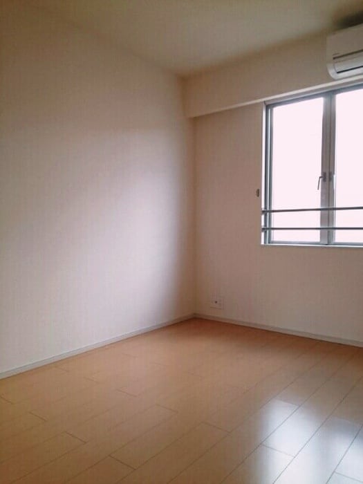 物件内観写真12　(居室)