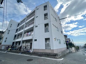 マンション相楽苑外観写真