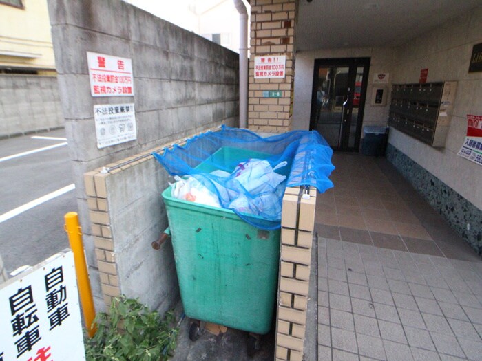 物件外観写真4　(建物設備)