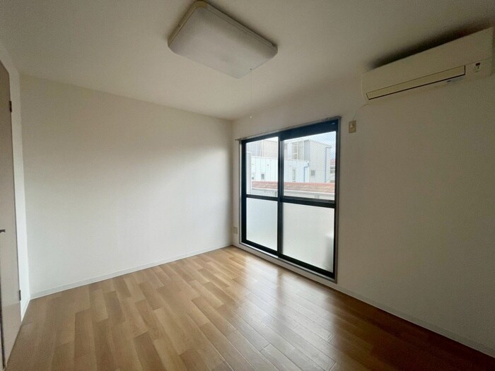 物件内観写真16　(居室)