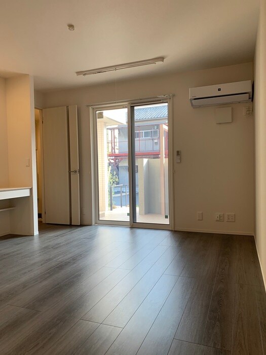 物件内観写真12　(内観写真)