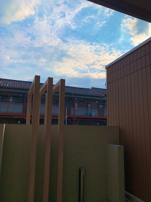 物件内観写真16　(室内からの展望)