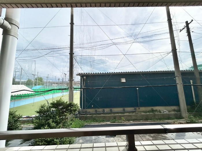 物件内観写真15　(室内からの展望)