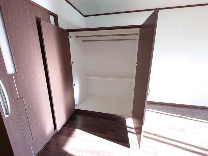 物件内観写真15　(収納)