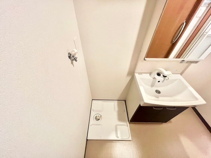 物件内観写真19　(洗濯機置場)