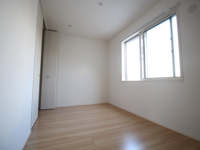 物件内観写真19　(居室)