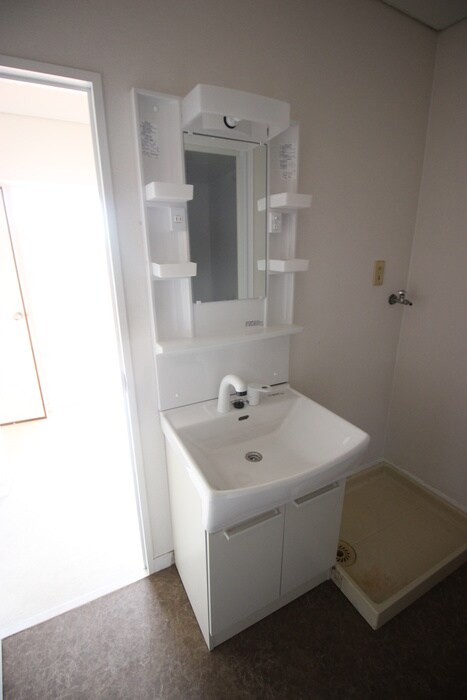 物件内観写真11　(洗面)