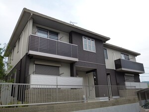 シャ－メゾン燦燦川西Ｂ外観写真