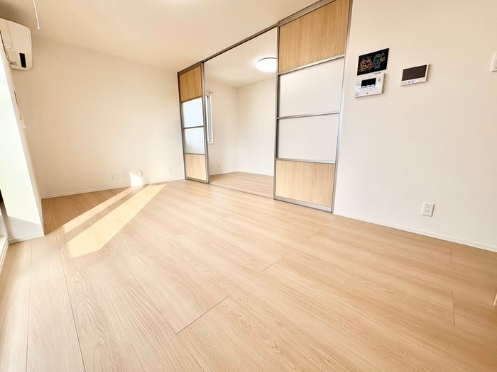 物件内観写真7　(居室)