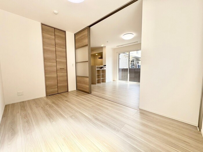 物件内観写真8　(居室)