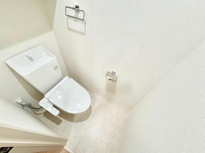 物件内観写真15　(トイレ)