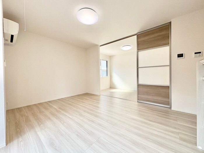 物件内観写真18　(居室)