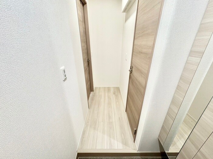 物件内観写真21　(廊下)