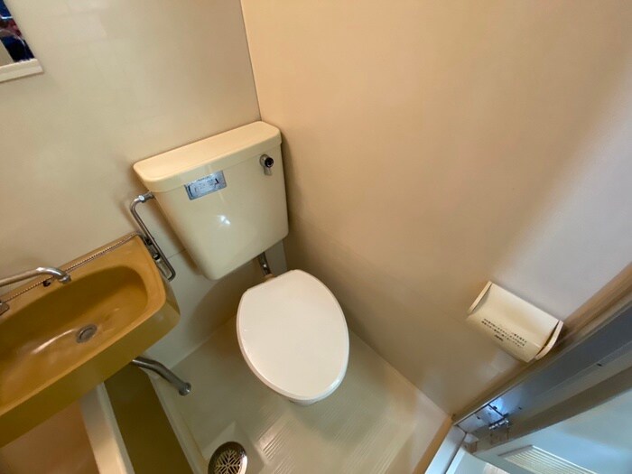 物件内観写真16　(トイレ)