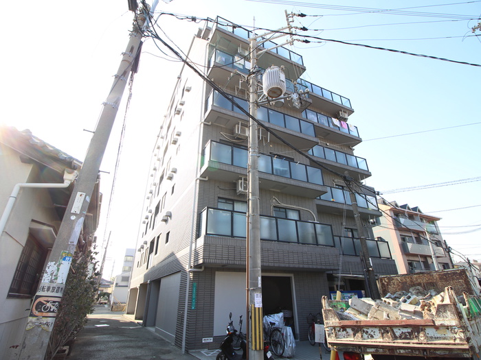 エル三津屋