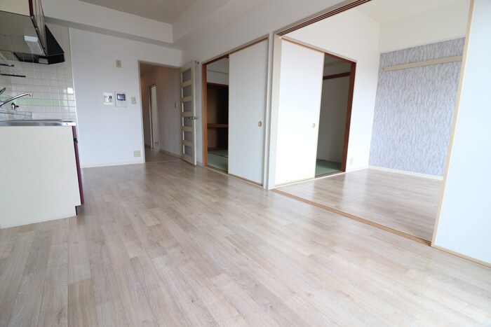 物件内観写真7　(居室)