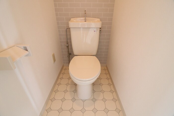 物件内観写真11　(トイレ)