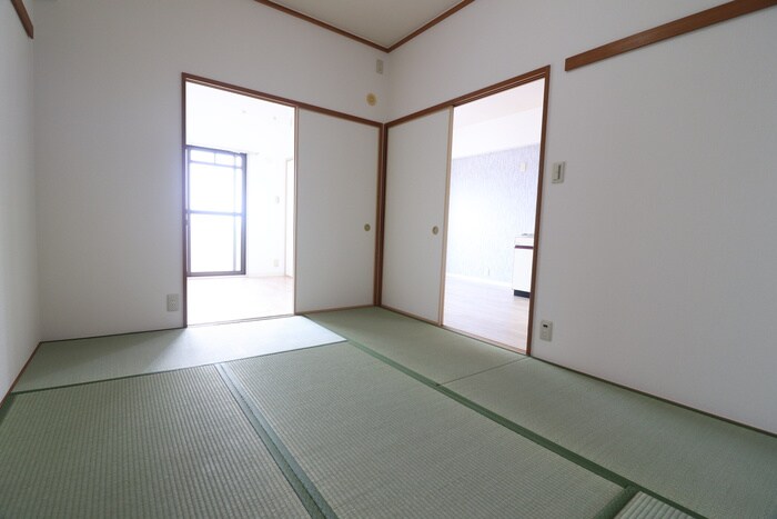 物件内観写真19　(居室)