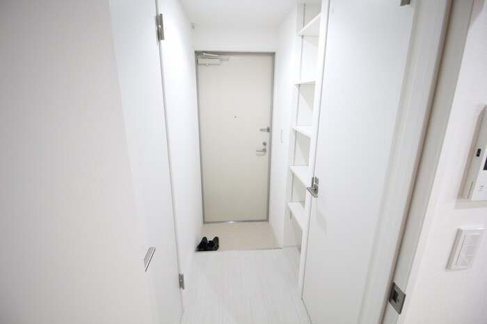 物件内観写真18　(廊下)