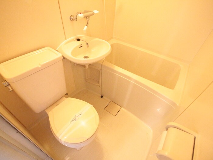 物件内観写真12　(バス／シャワールーム等)