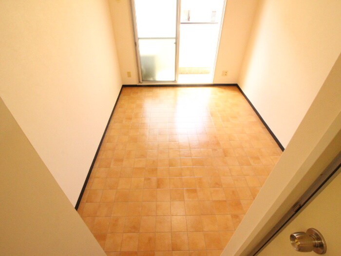 物件内観写真12　(居室)