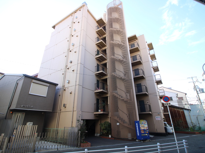 ピュアライフ歌島