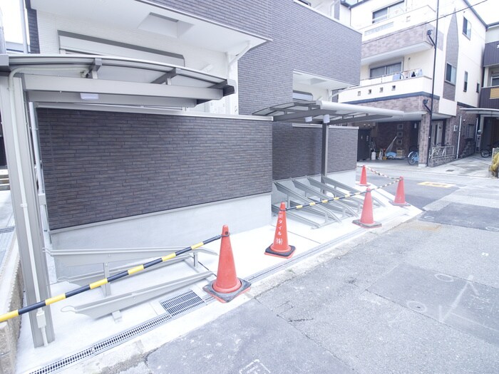 物件外観写真6　(駐輪場)