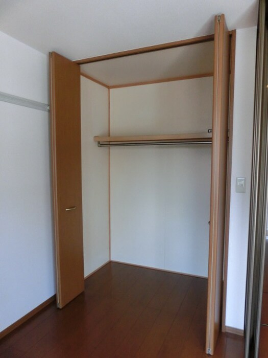 物件内観写真11　(収納)