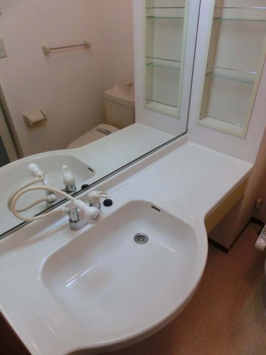 物件内観写真12　(洗面)